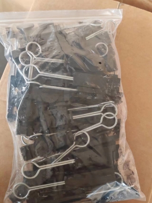 Serratura di sospensione di fibra stabile di tipo S per cavi in fibra ottica in ambiente esterno