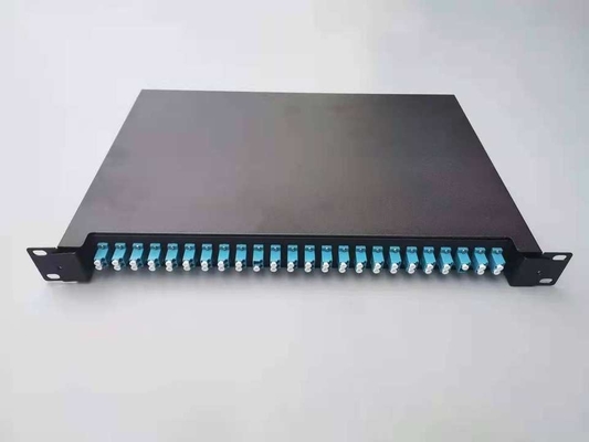 Cassa terminale in fibra ottica per telecomunicazioni completamente dotata di cassetta Mpo To Lc