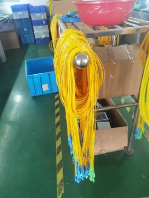 Telecomunicazioni, stampanti a fibra ottica con connettori SC-SC e cavo posteriore
