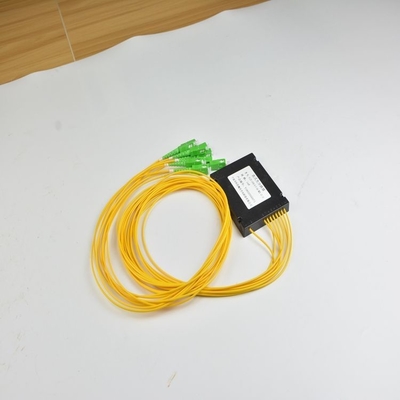 Stabilità di temperatura -40-85 C dB 0,5 1*8 SC/APC ABS Box Type PLC Splitter per rete